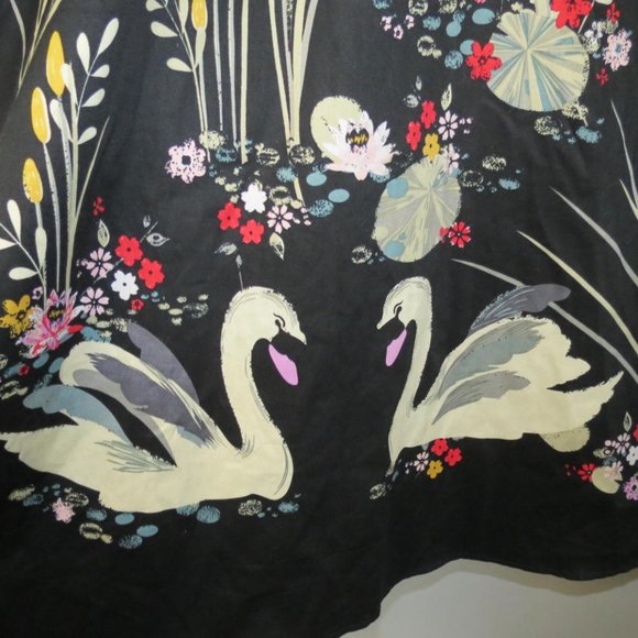 IHOT - retro rockabilly style swan dress - size small - Picture 3 of 11